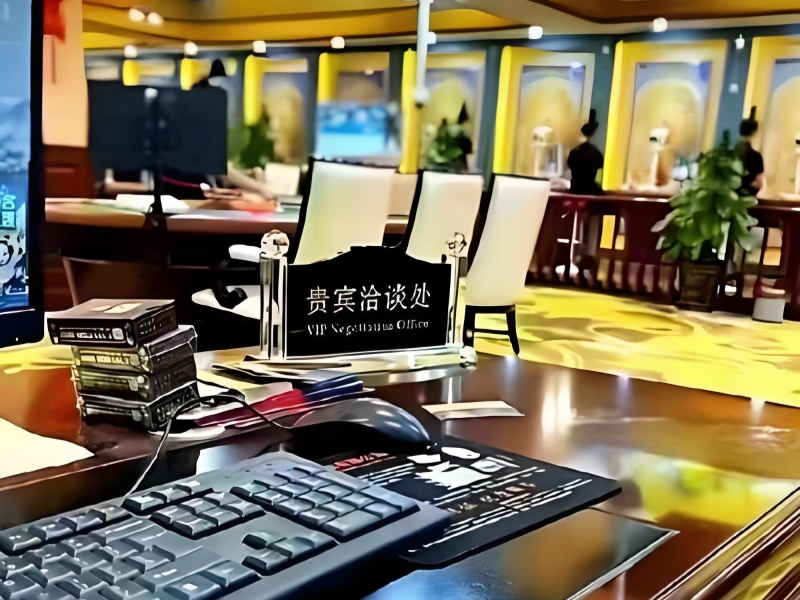 腾龙App下载与安装进度界面截图